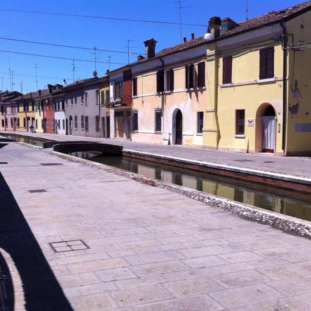 Al Pasarat Hotell Comacchio Exteriör bild